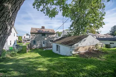 747 Waugh Street, Alliance, OH 44601 - Photo 6