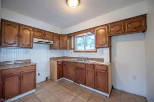 747 Waugh St, Alliance, OH 44601 - Photo 14