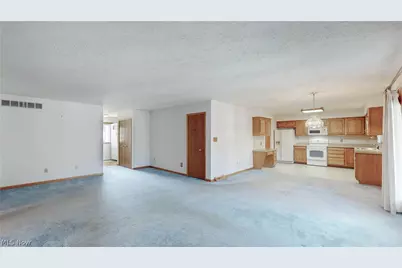 230 Park Place Drive, Wadsworth, OH 44281 - Photo 6