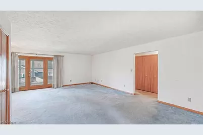 230 Park Place Drive, Wadsworth, OH 44281 - Photo 4
