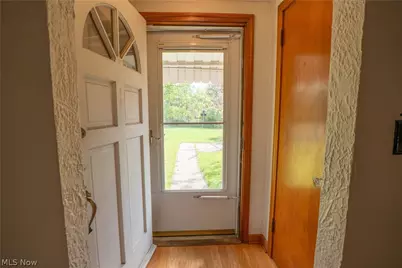 1713 29th Street NW, Canton, OH 44709 - Photo 2