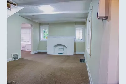 723 Grifton Avenue, Akron, OH 44305 - Photo 4