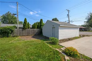 368 4th Dr NW, New Philadelphia, OH 44663 - Photo 4