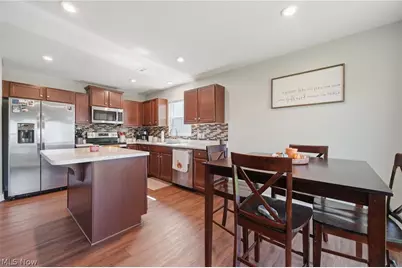 316 Pebble Creek Court, Amherst, OH 44001 - Photo 10