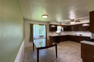 184 Circle View Dr, New Middletown, OH 44442 - Photo 10