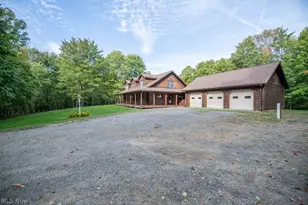 6479 Locust Ln NE, Magnolia, OH 44643 - Photo 4