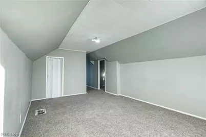 395 E 324th Street, Willowick, OH 44095 - Photo 22