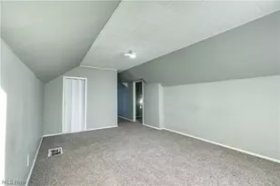 395 E 324th St, Willowick, OH 44095 - Photo 22