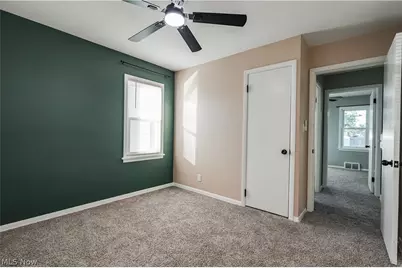 395 E 324th Street, Willowick, OH 44095 - Photo 14