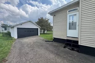 1138 Roslyn Ave SW, Canton, OH 44710 - Photo 26