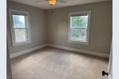 1138 Roslyn Avenue SW, Canton, OH 44710 - Photo 12