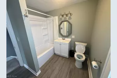 1138 Roslyn Avenue SW, Canton, OH 44710 - Photo 16