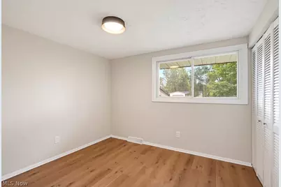 10121 N Delmonte Boulevard, Streetsboro, OH 44241 - Photo 8