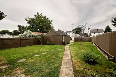 1014 Shadyside Avenue SW, Canton, OH 44710 - Photo 2
