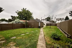 1014 Shadyside Ave SW, Canton, OH 44710 - Photo 2