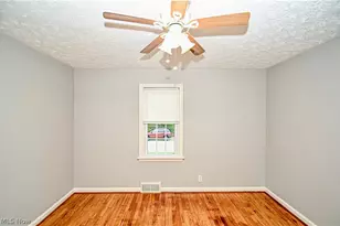 1014 Shadyside Ave SW, Canton, OH 44710 - Photo 16