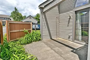 4052 St Andrews Ct, Canfield, OH 44406 - Photo 32