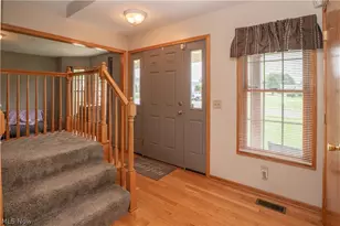 2307 Kenyon St, Louisville, OH 44641 - Photo 6