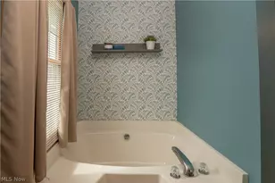 2307 Kenyon St, Louisville, OH 44641 - Photo 30