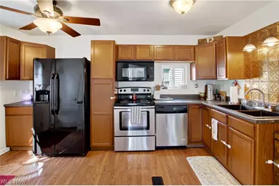 1848 17th Street, Cuyahoga Falls, OH 44223 - Photo 6