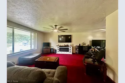 112 Berry Lane, Marietta, OH 45750 - Photo 2