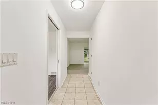 460 Long St, Amherst, OH 44001 - Photo 16