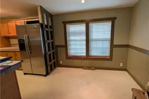 316 Britton Dr, Geneva, OH 44041 - Photo 4