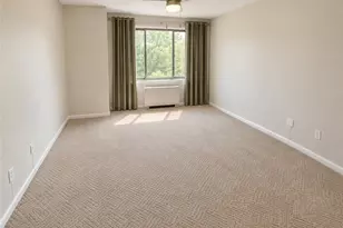 12520 Edgewater Dr, Oakwood, OH 44107 - Photo 12