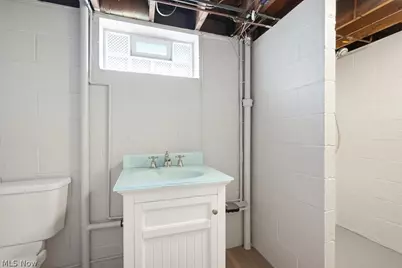 127 Alameda Avenue, Cuyahoga Falls, OH 44221 - Photo 44