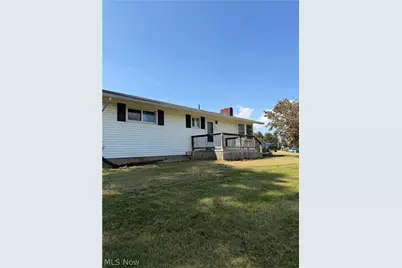 165 Chapel Hill Road, Zanesville, OH 43701 - Photo 2