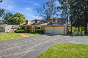 1330 Howell Ave, East Palestine, OH 44413 - Photo 2