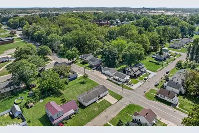 1902 Root Avenue NE, Canton, OH 44705 - Photo 46