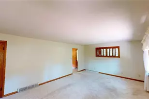 5895 Roc Marie Ave, Kent, OH 44240 - Photo 8
