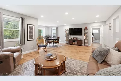 8333 Avery Road, Grandview Heights, OH 44147 - Photo 18