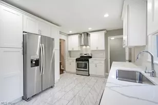 6514 Bonroi Dr, Green Hills, OH 44131 - Photo 10