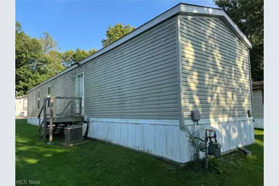 6301 Sue Lynn Drive, Ravenna, OH 44266 - Photo 8