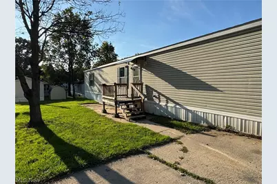 6301 Sue Lynn Drive, Ravenna, OH 44266 - Photo 4