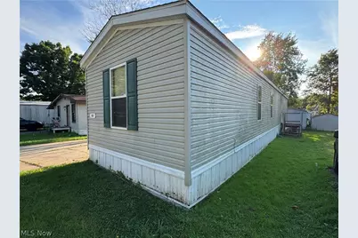 6301 Sue Lynn Drive, Ravenna, OH 44266 - Photo 10