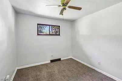 4071 Carondelet Drive, Dayton, OH 45440 - Photo 4