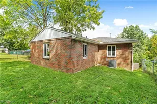 2358 & 2360 Congo St, Akron, OH 44305 - Photo 4
