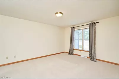 1353 S Azalea Boulevard, Barberton, OH 44203 - Photo 16