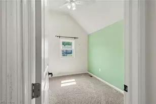 411 7th St, Fairport Harbor, OH 44077 - Photo 10