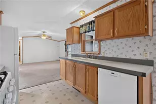 35157 Center Ridge Rd, North Ridgeville, OH 44039 - Photo 16