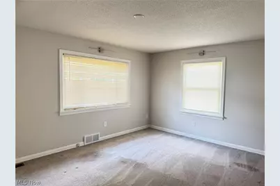 1311 N Walnut Street, Dover, OH 44622 - Photo 8