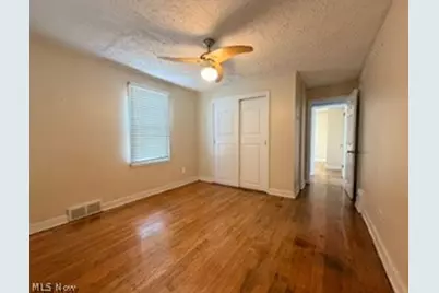 339 Fairview Street, Weirton, WV 26062 - Photo 8