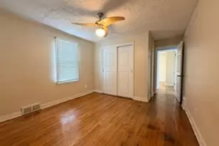 339 Fairview St, Weirton, WV 26062 - Photo 8