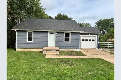 153 46th Street SW, Canton, OH 44706 - Photo 1
