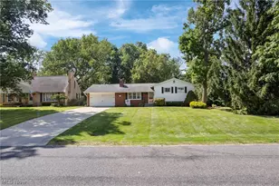 828 Eastview Ave, Wadsworth, OH 44281 - Photo 34