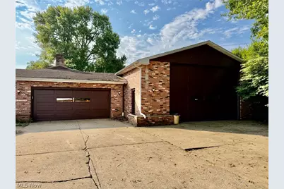 132 W Indian Street, Gnadenhutten, OH 44629 - Photo 46