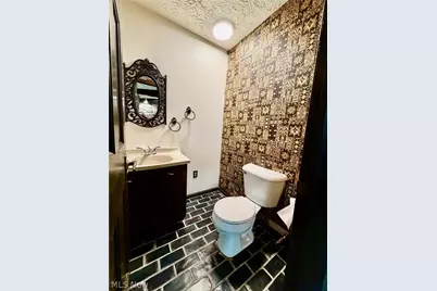 132 W Indian Street, Gnadenhutten, OH 44629 - Photo 16